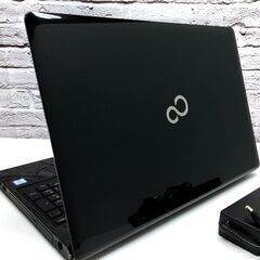 キレイ★6世代4/8CPU【富士通 WA2/Z】新品メモリ16GB/新品SSD1000GB/Core i7-6700HQ【最新Win11/MS Office2021】Wi-Fi,Bluetooth,Blu-ray（管理：10231246）の画像