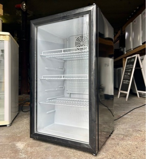 札幌市内配送可 21年製 SC\u0026R 家庭用冷蔵ディスプレイクーラー 100L 店舗 業務用 冷蔵ショーケース 01