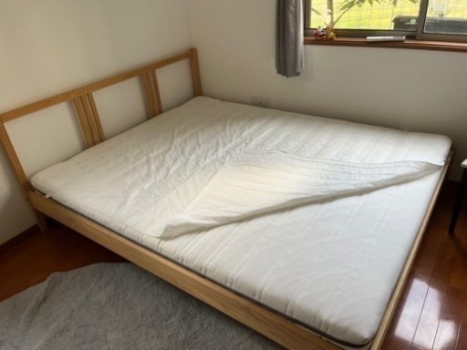 ダブルベッド、値下げしました