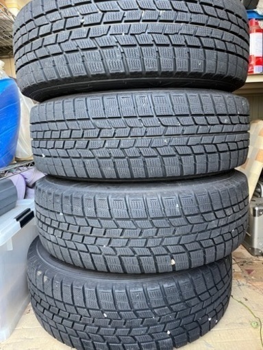 スタッドレスタイヤホイールセット205/65R16