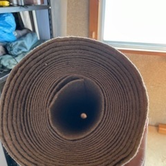 【無料】ベージュのパンチカーペット　200センチ幅　長さ不明