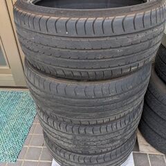 タイヤ4本、225/40R18  ダンロップSP SPORT2050