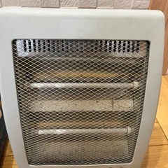 ジャンク品　有機ELテレビとヒーターの画像