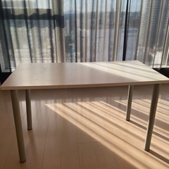 テーブル　