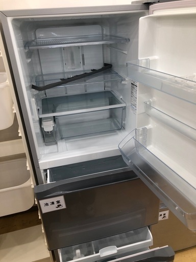 【美品】2019年製 TOSHIBA 3ドア　冷蔵庫　330L TOSHIBA(トウシバ) / 冷蔵庫・冷凍庫 VEGETA 330L/3ドア/GR-R33S