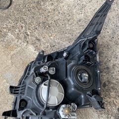 70 ヴォクシー❗️ヘッドライト❗️左右ステー折れなし❗️の画像