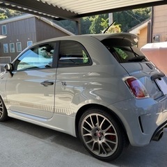 【早い者勝ち 美車‼️】アバルト595コンペティツィオーネ アクラポビィッチマフラーの画像