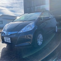 平成25年　フィットHV   走行75000km