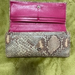 FURLA フルラ　長財布　クロコダイル　グリーン　グレー　ピンクの画像