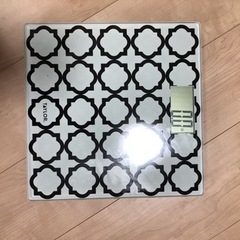 TAYLOR テイラー　体重計　scale デジタル