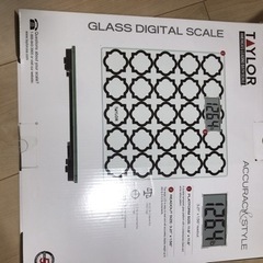TAYLOR テイラー　体重計　scale デジタルの画像