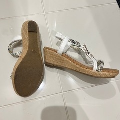 美品　ローヒール　サンダルM　最終値下げの画像