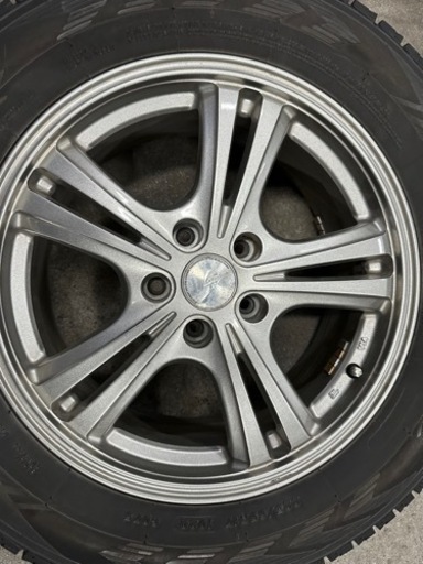 エスクード SUV スタッドレスタイヤ4本 225/65R17 IG075
