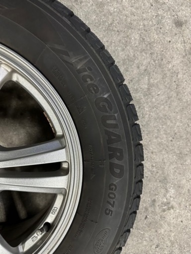 エスクード SUV スタッドレスタイヤ4本 225/65R17 IG075