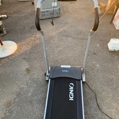 ランニングマシーンの画像