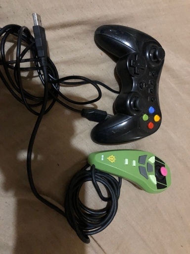 ゲームコントローラー