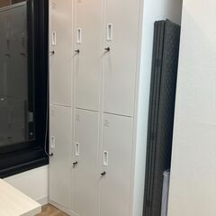 スチールロッカー 6人用 オフィス 更衣室 鍵付き ホワイト 白  幅90cm