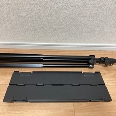 ★プロジェクター台 三脚式 プロジェクタースタンド ★の画像