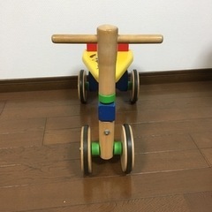 四輪車の画像
