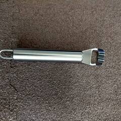 取引中【新品】ジップロックＬ４箱＆折り畳みボトル＆米カップ＆瓶蓋開けの画像