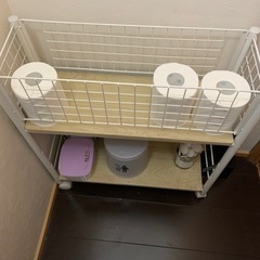 レールつき収納