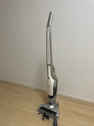 AQUA ハンディー掃除機　コードレス