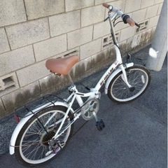 折りたたみ自転車の画像