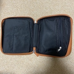 引取り先決定【Salyu】フェイクレザーガジェットポーチの画像