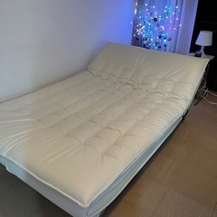 ソファーベッド(合皮／ホワイト)の画像