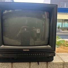 ブラウン管テレビ2台の画像