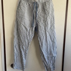 ストライプなボトムス  ブルー×ホワイト