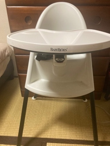 ベビービョルン テーブル付きチェア