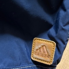 adidas  (お問い合わせ中)の画像