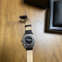 サクスニーイザック　腕時計の画像