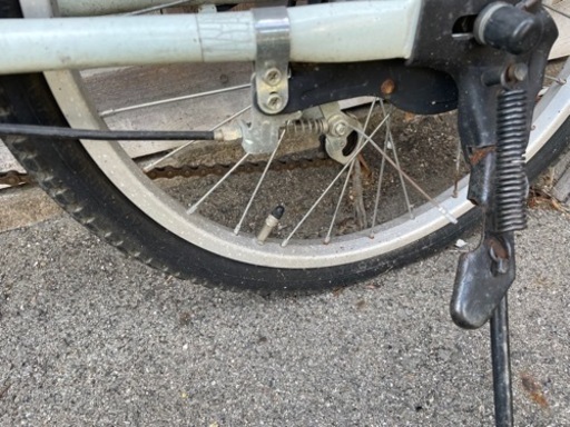 折りたたみ自転車！後輪パンク、ギア付き