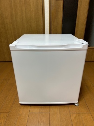 【26日まで】冷凍庫32L右開き　Maxzen
