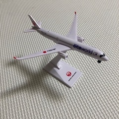 新品★JAL限定オリジナル★飛行機模型★ONEWorld★モデルプレーンの画像
