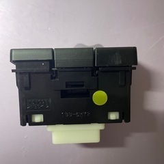 シエンタ DBA-NSP170G パワースライドスイッチ NHP170G NSP172G NCP175G テスト済 美品の画像