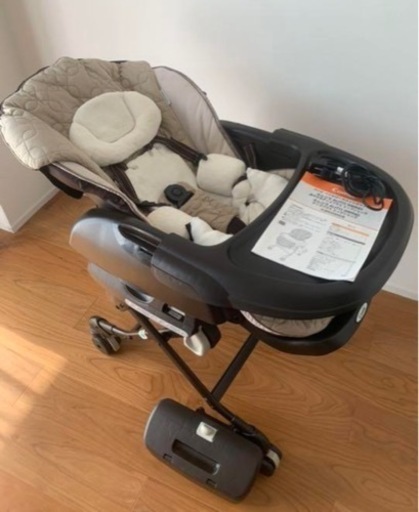 ネムリラ　オートスウィング　ハイローチェア　クリーニング済み