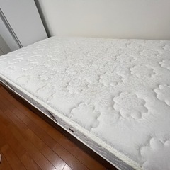 Sealy セミダブルマットレス