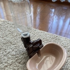 ペットケージ用水飲みの画像