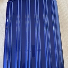 スーツケース　キャリーケースの画像