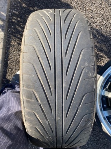 215/35R19インチ　　4本セットになります！