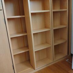 【無料】たくさんの本の収納に　スライド棚付き本棚　（11/5までにお引き取り可能な方）の画像