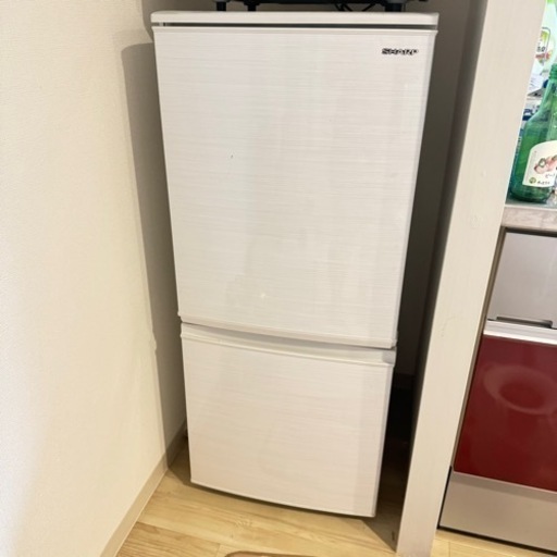2020年製　SHARP 冷蔵庫　137L