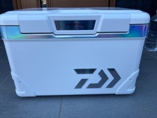 ダイワ　クーラーボックス　27L プロバイザーHD EX ZSS2700 ホロシルバー