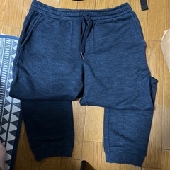 GUスウェット紺色