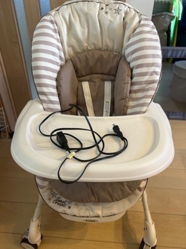 コンビ　ネムリラ　ハイローチェア　電動