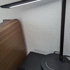 デスクスタンド