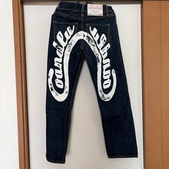 メンズ デニム  バック 柄の画像